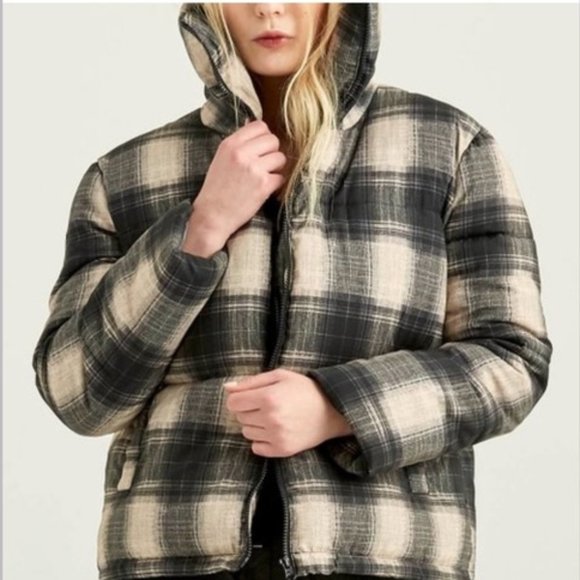 Boundless North Perfect Plaid Puffer Jacket Black Tan S NWT - Picture 2 of 15
